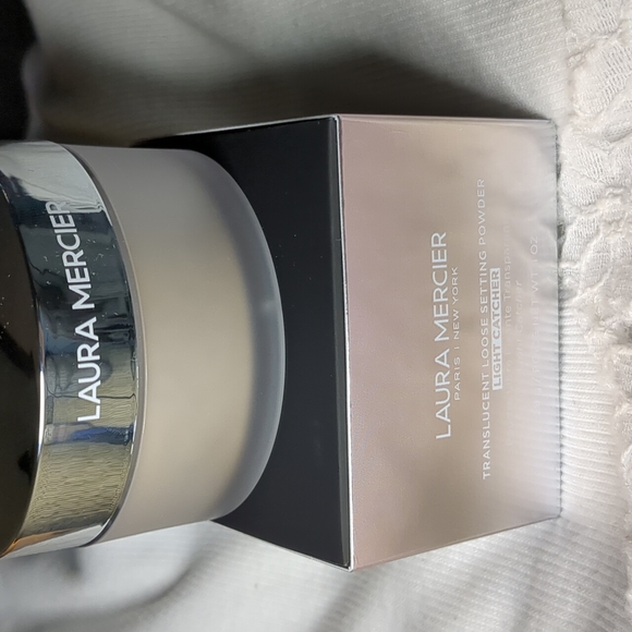 laura mercier Other - LAURA MERCIER Translucent Loose LIGHT CATCHER Setting Powder in Celestial Light